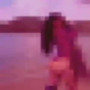Alice, 24 ans, en ligne à Blaye pour un rencontre cougar