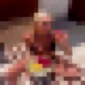 Jolie Jade, 22 ans à Boé - voir sa photo