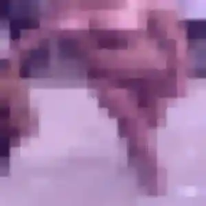 Suzanne (20 ans) à Bonne attend une rencontre ce soir