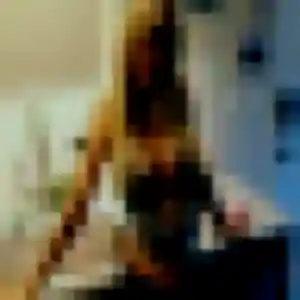 Rejoins Agnes, 24 ans à Bouchemaine en t'inscrivant