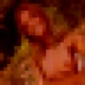 Geraldine, 19 ans, connectée à Brie pour une rencontre coquine