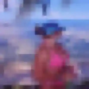 Delphine, 22 ans, connectée à Briec pour une rencontre coquine