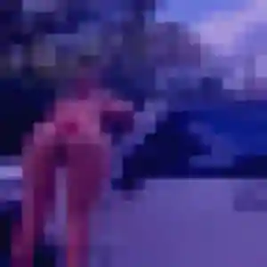 Svetlana de Brindas, 35 ans - rencontre cougar en toute liberté