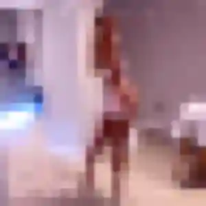 Contacte Alessandra, 25 ans à Canet en t'inscrivant