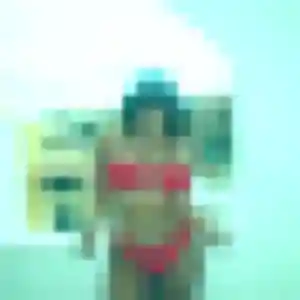 Photo exclusive de Alessandra, 25 ans à Canet - rencontre coquine