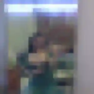 Azalee, 20 ans, en ligne à Castelginest pour une rencontre coquine
