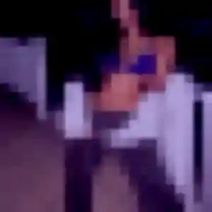Rejoins Elise, 33 ans à Castelnau-d'Estrétefonds gratuitement
