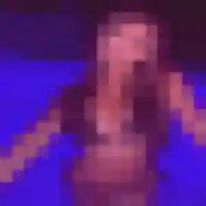 Jade, 25 ans, en ligne à Caudan pour une rencontre coquine