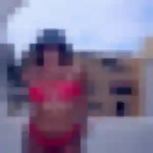 Rejoins Laurence, 40 ans à Challes-les-Eaux gratuitement