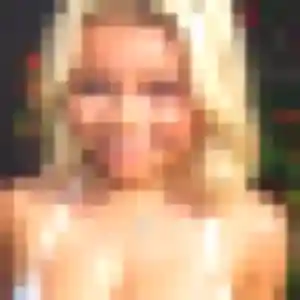 Doriane, femme de 24 ans cherche rencontre cougar à Châteauneuf-du-Faou