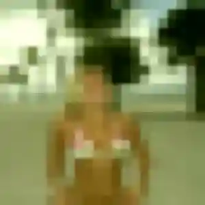 Celeste, 21 ans, connectée à Corcoué-sur-Logne pour un rencontre cougar
