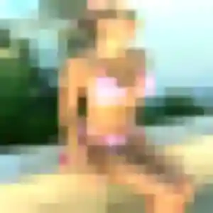 Typhaine, 19 ans, dispo pour rencontre cougar à Désertines