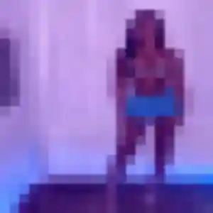 Photo privée de Brunehilde, 29 ans à Espalion - rencontre coquine