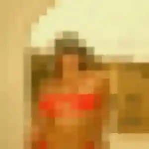 Delphine, femme de 32 ans cherche rencontre cougar à Essarts-en-Bocage