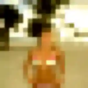 Découvre Agnes, 29 ans à Floirac en privé