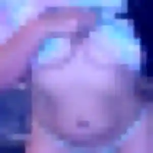 Jennifer, 23 ans, dispo pour rencontre cougar à Francheville