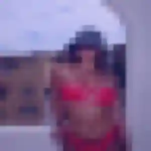 Hermine (19 ans) à Galgon propose un rencontre cougar ce soir