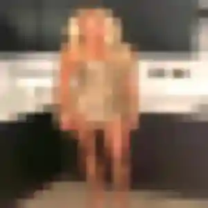 Sarah (41 ans) à Gratentour propose une rencontre ce soir
