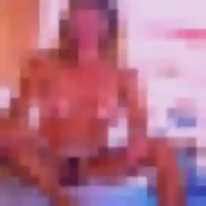 Sexy Axelle, 21 ans à La Brède - découvrir son profil