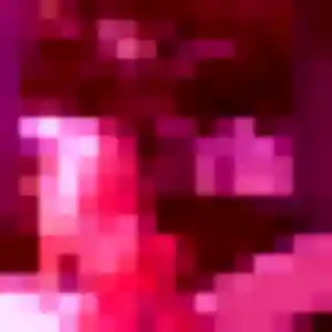 Contacte Salima, 24 ans à Louannec en privé
