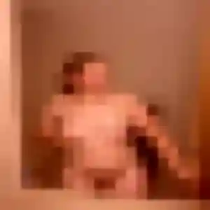 Sabrina, femme de 20 ans cherche rencontre cougar à Médis
