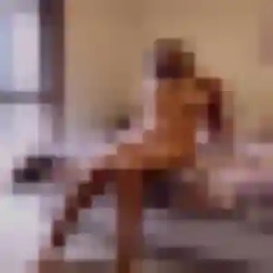 Ibtissam, 36 ans, connectée à Mours-Saint-Eusèbe pour un rencontre cougar