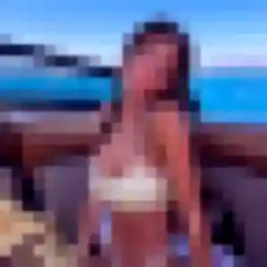 Ursule, 34 ans, connectée à Plonéour-Lanvern pour une rencontre coquine