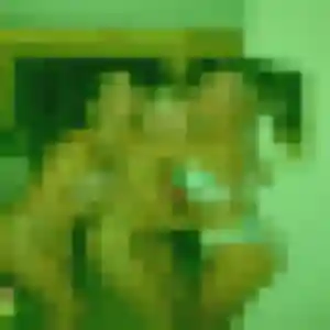Eva, femme de 19 ans cherche rencontre cougar à Plumergat