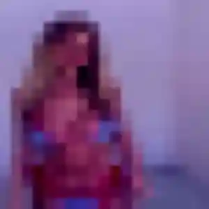 Lucienne, 23 ans, en ligne à Poisy pour une rencontre coquine