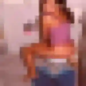 Isabella, 40 ans, en ligne à Pont-l'Abbé pour une rencontre coquine