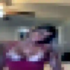 Jolie Chloe, 28 ans à Quiberon - la contacter