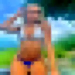 Photo de Aurelie à Quincieux (34 ans) - rencontre cougar gratuit