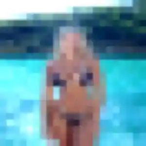 Urielle, femme de 25 ans cherche rencontre cougar à Rezé