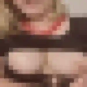 Oriane, 27 ans, disponible à Saint-Georges-d'Espéranche pour un rencontre cougar