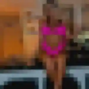 Brunehilde, 26 ans, connectée à Saint-Jean-de-Bournay pour une rencontre coquine