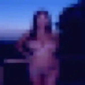 Louise (19 ans) à Saint-Lys cherche un rencontre cougar ce soir