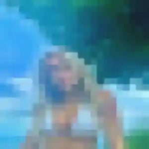 Colombine, 27 ans, dispo pour rencontre cougar à Saint-Méloir-des-Ondes