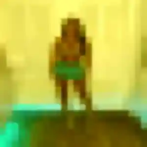 Rejoins Delia, 30 ans à Saint-Pée-sur-Nivelle en privé