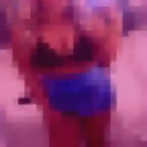 Mathilde, 22 ans, connectée à Saint-Priest-en-Jarez pour une rencontre coquine