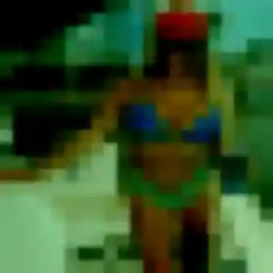 Hermine, 22 ans, disponible à Sallèles-d'Aude pour un rencontre cougar