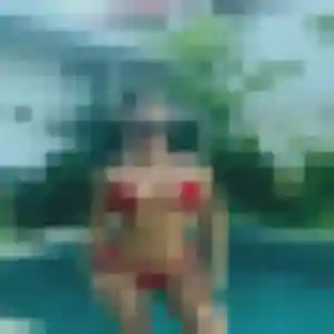 Vicky (40 ans) à Tours propose un rencontre cougar maintenant