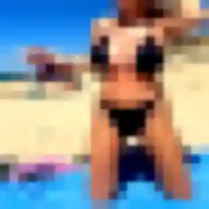Contacte Ghislaine, 21 ans à Viuz-en-Sallaz gratuitement